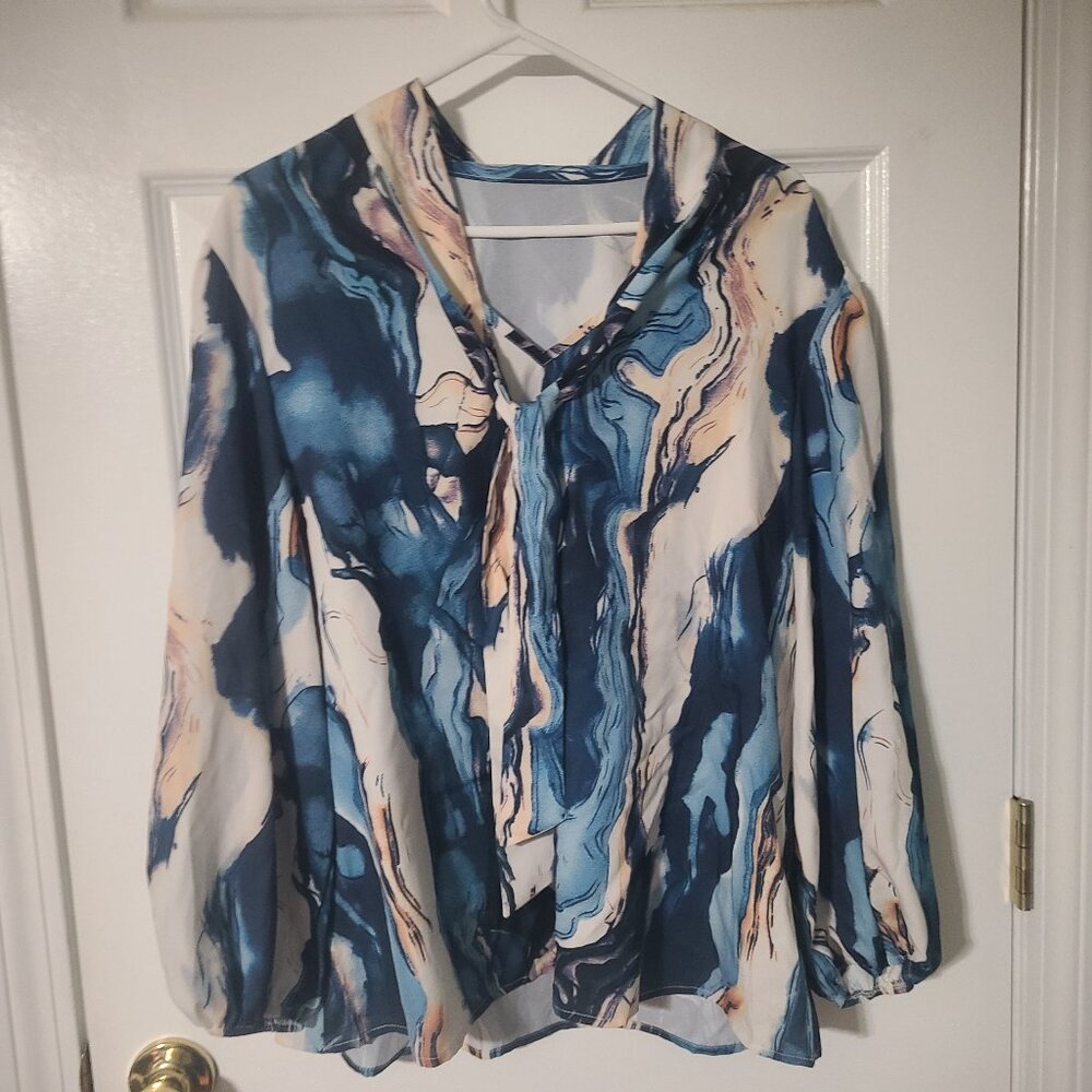 Marble Tie Neck blouse